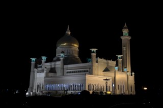 Masjid Omar Ali Saifuddien