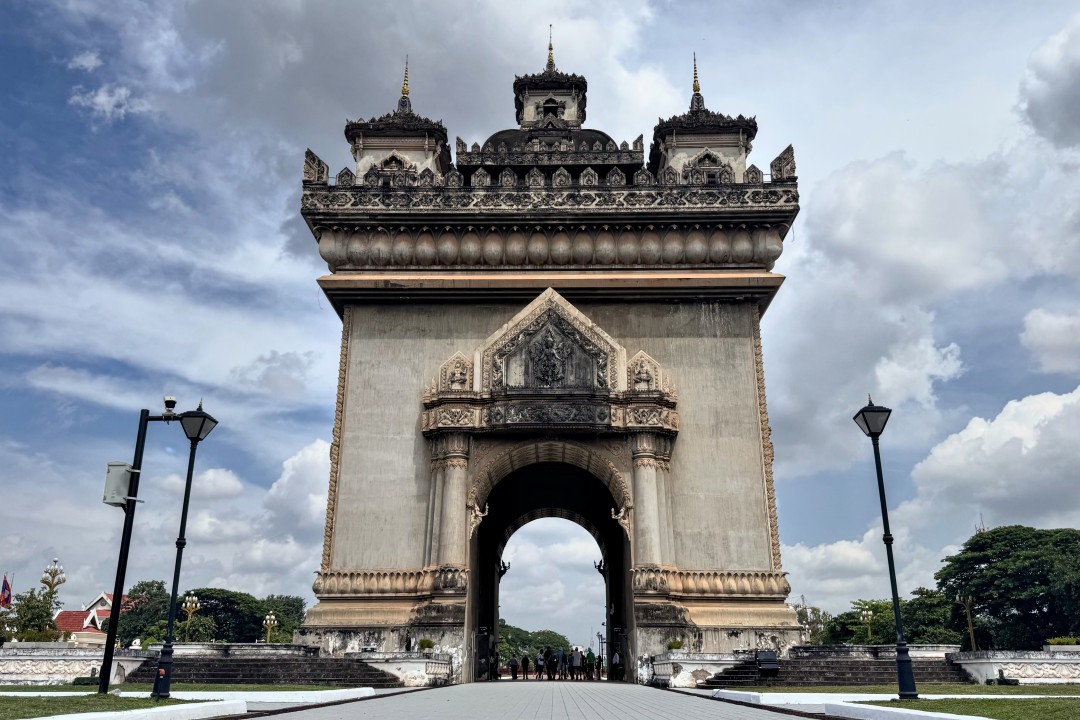 Patuxay Victory Monument